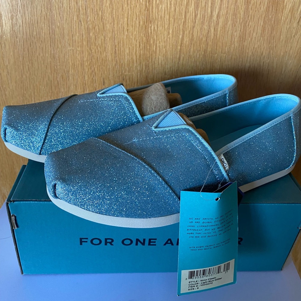 TOMS WOMENS CLASSICS LIGHT BLUE GLITTER
